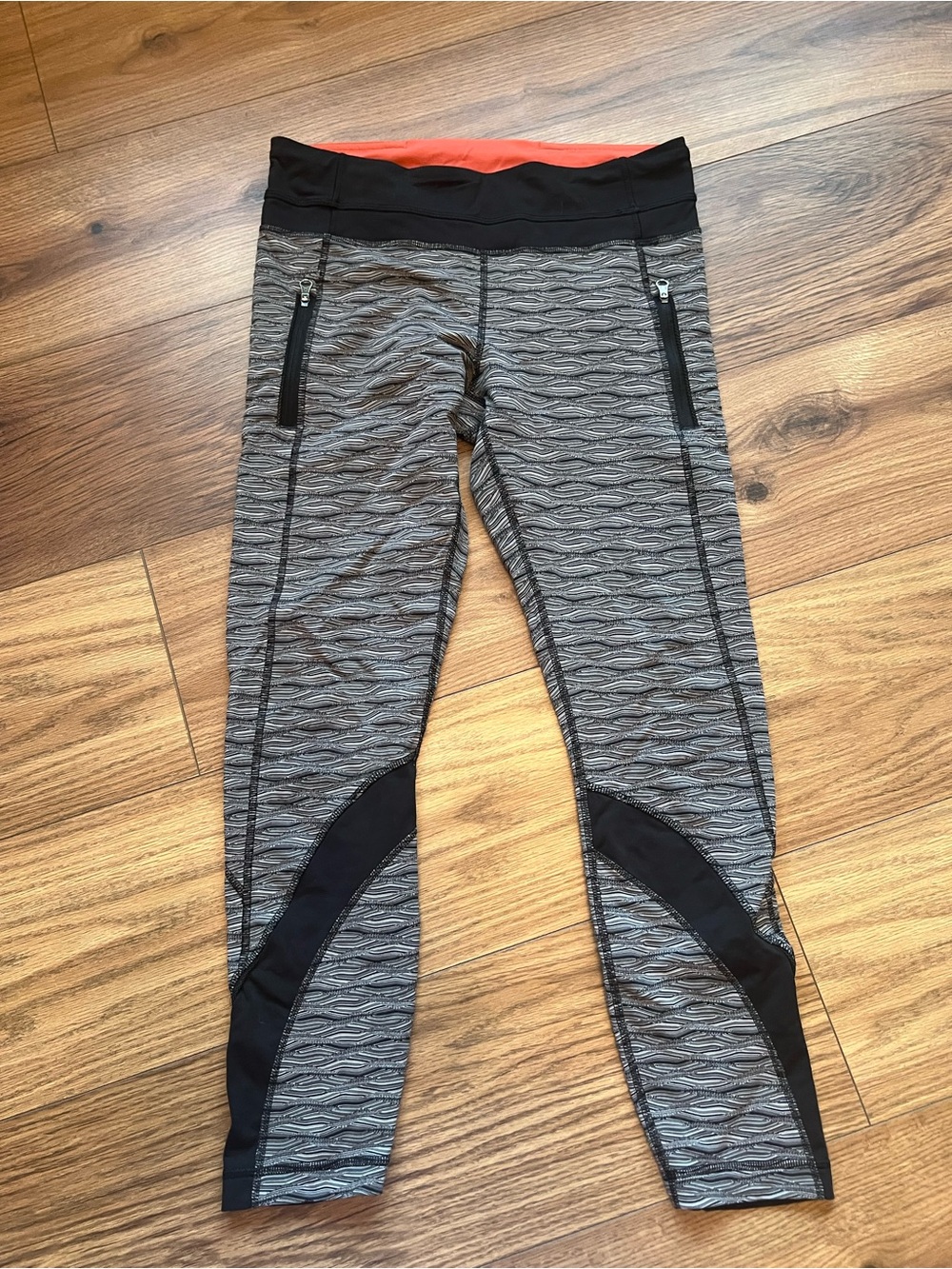 Lululemon Inspire Tight II Mesh Crop Leggings Textured Wave Grey Size 8